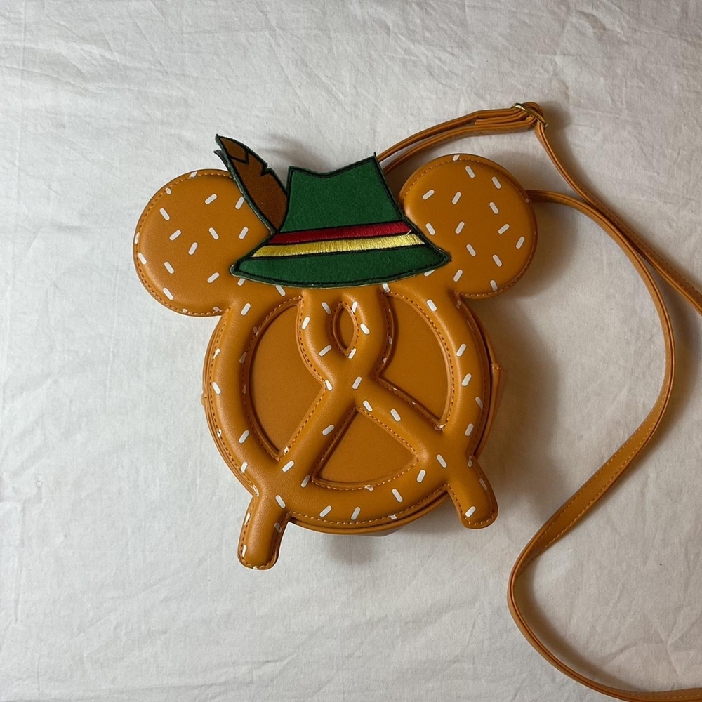 Mickey Mouse pretzel crossbody